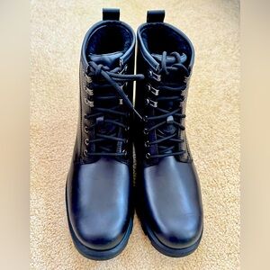 UGG Men's Black Leather Kirkson Fashion Boot - Size 9